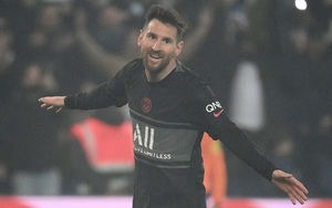"Mở tài khoản" ở Ligue 1, Messi rớm nước mắt vì hạnh phúc