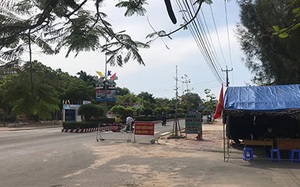 Người lớn tuổi ở Bình Thuận được tiêm vaccine phòng Covid-19 tại nhà 