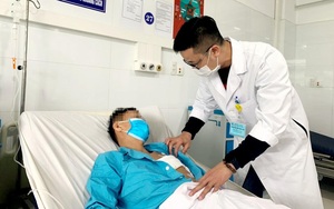 Đà Nẵng: Cứu sống ngoạn mục bệnh nhân bị dao đâm thấu tim lúc nửa đêm
