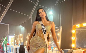 Kim Duyên diện váy xuyên thấu "đốt mắt" trình diễn ở bán kết Miss Universe 2021