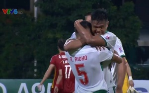 Hòa ĐT Việt Nam, tuyển thủ Indonesia ôm nhau ăn mừng như... vô địch