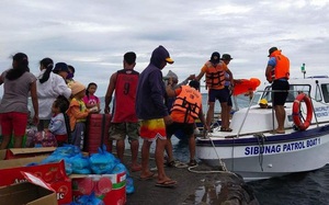 Siêu bão Rai đổ bộ Philippines, gần 100 nghìn người phải sơ tán