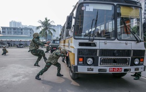 Một ngày trên thao trường của các "Bông hồng thép" Đặc công QĐND Việt Nam