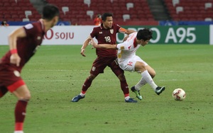 Thái Lan vào chung kết AFF Cup 2020, Chanathip vẫn bị Quang Hải vượt mặt