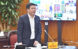 Bộ trưởng Nguyễn Hồng Diên lập đoàn kiểm tra giải quyết tình trạng ùn ứ hàng hóa