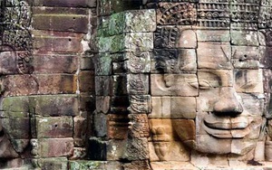 Vì sao Đế chế Khmer cổ buộc phải dời đô, để rồi sụp đổ?