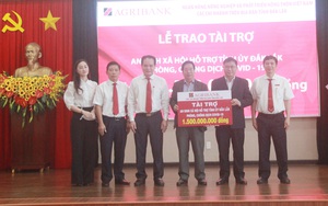 Các chi nhánh Agribank tại Đắk Lắk hỗ trợ 1,5 tỷ đồng vào phòng, chống dịch Covid-19