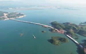 Hợp long cầu vượt biển dài nhất tỉnh Quảng Ninh