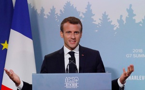 Chủ tịch nước Nguyễn Xuân Phúc điện đàm với Tổng thống Pháp Emmanuel Macron