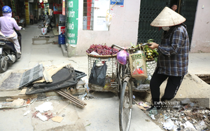 Hà Nội: Nắp cống lộ thiên ở đường Trần Quốc Vượng (Cầu Giấy) như &quot;bẫy&quot; người đi đường