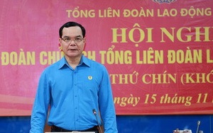 Hỗ trợ tiền cho công nhân, lao động thuộc diện F