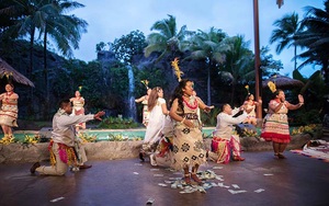 Quần đảo Tonga:  Phong tục lạ, cô dâu phải biết nhảy mới lấy được chồng 