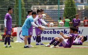 HLV Park Hang-seo đích thân tập cùng Tuấn Anh "bài" này!