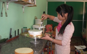 Hưng Yên: Giáo xứ Thái Nội giáo dân ấm no nhờ nghề làm bánh ga-tô