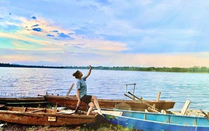 Đắk Lắk: Giới trẻ mê mẩn điểm chụp hình “sống ảo” đẹp nao lòng giữa TP Buôn Ma Thuột