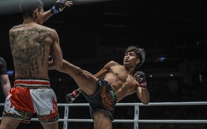 Nguyễn Trần Duy Nhất tung đảo sơn cước, lọt tốp knock-out kinh điển giải châu Á