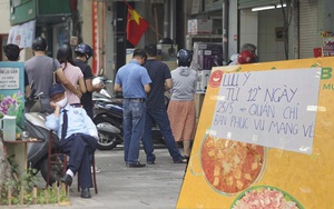 Hà Nội thời "Bán hàng mang về"