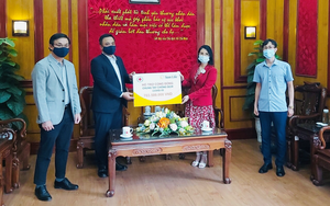 Sun Life Việt Nam đóng góp hơn 1,2 tỷ đồng vào công tác phòng chống dịch Covid-19 
