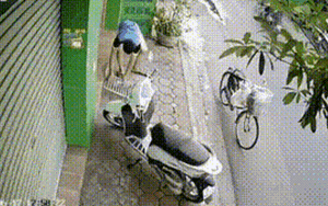 Clip nóng: Rình mò trộm xe máy, pha "bẻ lái" của tên trộm khiến cư dân mạng cười bò
