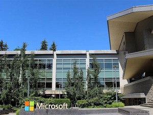 Microsoft chính thức đạt giá trị vốn hóa 2.000 tỷ USD, nhưng vẫn theo sau Apple