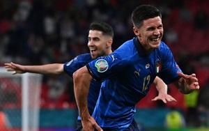 Cứu tinh của Italia đáng lẽ đã… ngồi nhà EURO 2020