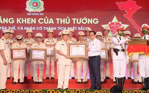 Công an An Giang được Bộ Công an khen thưởng chiến tích phá chuyên án đánh bạc &quot;khủng&quot; lên đến hàng trăm tỷ đồng