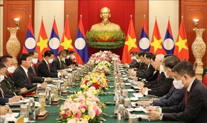 Ảnh: Tổng Bí thư Nguyễn Phú Trọng hội đàm với Tổng Bí thư, Chủ tịch nước Lào