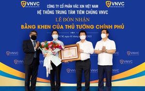 VNVC đón nhận bằng khen của Thủ tướng Chính phủ vì những đóng góp đặc biệt phòng chống dịch Covid -19