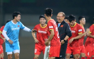HLV Park lộ dấu hiệu lạ, ĐT Việt Nam sớm chốt đội hình đấu Indonesia?