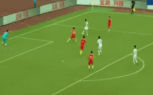 Xem lại cú đúp bàn thắng của Tiến Linh vào lưới ĐT Trung Quốc