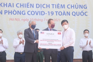 Việt Nam tiếp nhận 2 triệu liều vắc xin Covid-19 do Mỹ hỗ trợ