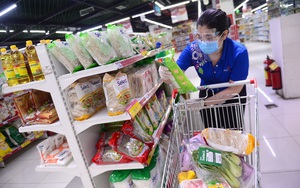TP.HCM: Khách ngồi tại nhà mua sắm, một siêu thị nhận 20.000 đơn online mỗi ngày