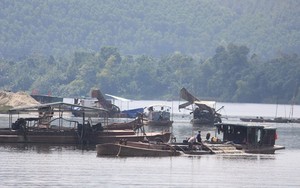 TT-Huế: Hai doanh nghiệp bị phạt hàng trăm triệu đồng do vi phạm trong lĩnh vực khoáng sản 