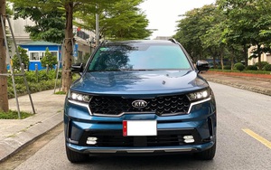 Kia Sorento lướt liên tục lên sàn xe cũ, đây là phiên bản hiếm