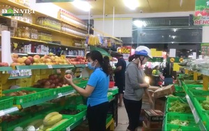 Đồng Nai: Chợ truyền thống đóng cửa, tiểu thương đội giá nhu yếu phẩm, siêu thị hàng về lại hết