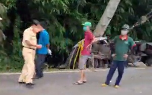 Lâm Đồng: Xe chở nhựa đường lật ở đèo Bảo Lộc, 3 người thương vong