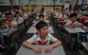 Các ông trùm giáo dục Trung Quốc mất danh xưng tỷ phú khi Bắc Kinh điều chỉnh quy định về dạy thêm