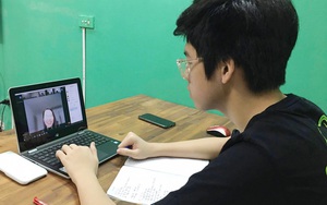 Hà Nội: Các trường bắt đầu cho học sinh ôn tập và kiểm tra học kỳ 2 online