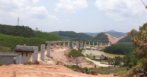 Dự án cao tốc Bắc - Nam đoạn Cam Lâm - Vĩnh Hảo hơn 8.900 tỷ