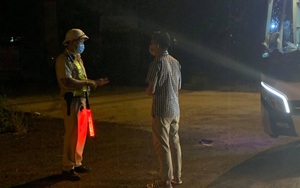 Xử phạt nhà xe và tài xế không bằng lái chở người từ vùng dịch về Đắk Lắk 