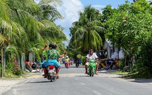 Kỳ lạ quốc đảo diện tích đất liền 26km và đi xe máy 15 phút là hết đường