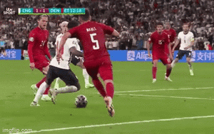 Xem lại tình huống penalty gây tranh cãi đưa tuyển Anh vào chung kết