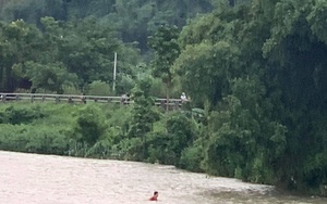 Bắc Kạn: Lội qua sông, thiếu niên 14 tuổi bị nước cuốn trôi, mất tích 