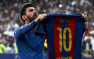 Vì sao Barcelona không được phép treo áo số 10 của Messi?