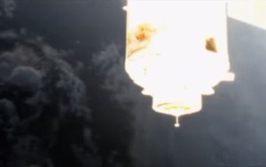 ISS phát hiện thấy UFO bí ẩn đang tiếp cận Trái đất