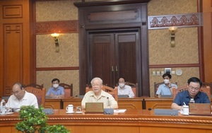 Ảnh: Tổng Bí thư Nguyễn Phú Trọng chủ trì cuộc họp lãnh đạo chủ chốt về phòng, chống Covid-19