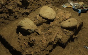 Bộ xương thiếu nữ cổ đại chết 7.200 năm trước tiết lộ điều nhân loại chưa từng biết đến