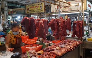 Đà Nẵng: Mở lại chợ, người dân mua hàng qua tổ Covid cộng đồng