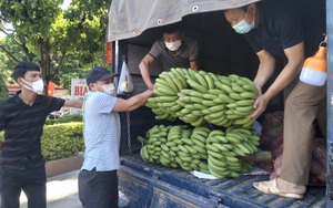Thuận Châu: Ủng hộ trên 30 tấn lương thực, thực phẩm cho đồng bào vùng dịch