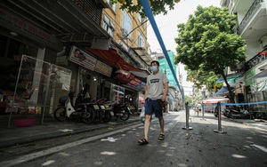 "Chợ nhà giàu" nổi tiếng Hà Nội vắng khách sau ngày mở cửa trở lại